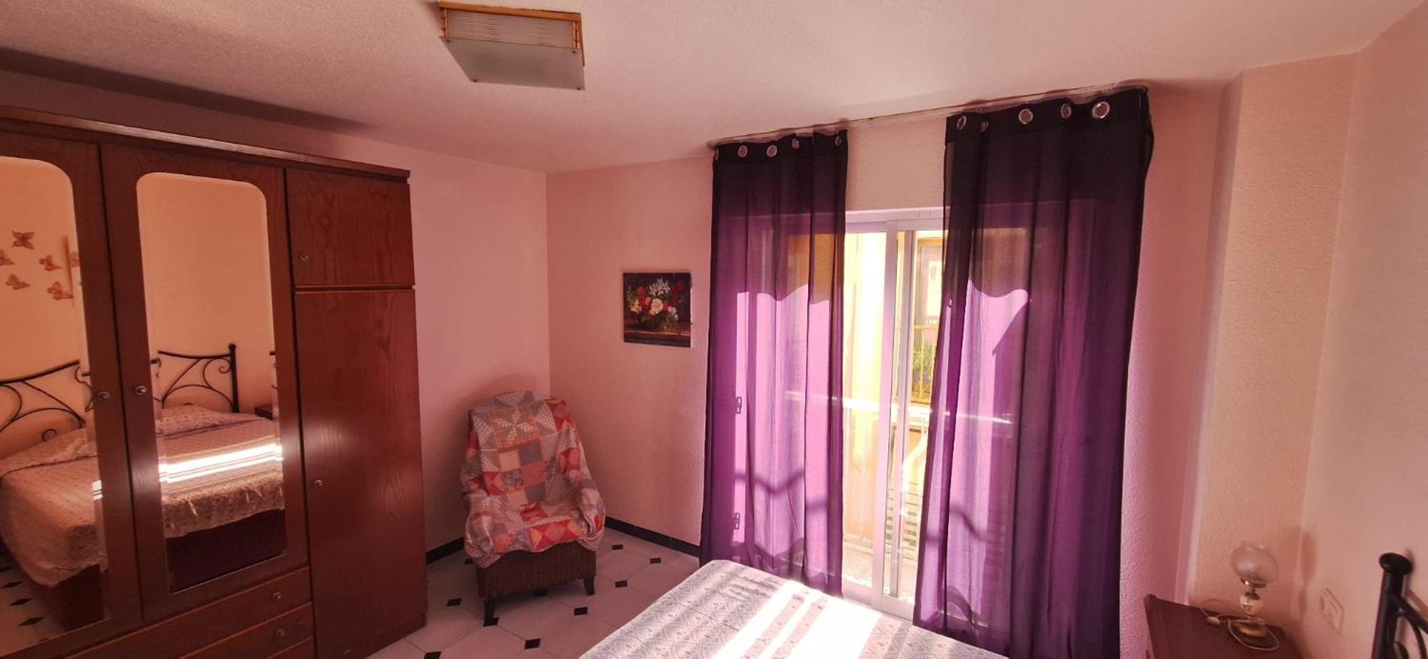 Apartamentos Casa May 1- Centro Benidorm-Solo Mayores De 30 Anos Y Familias Exterior photo